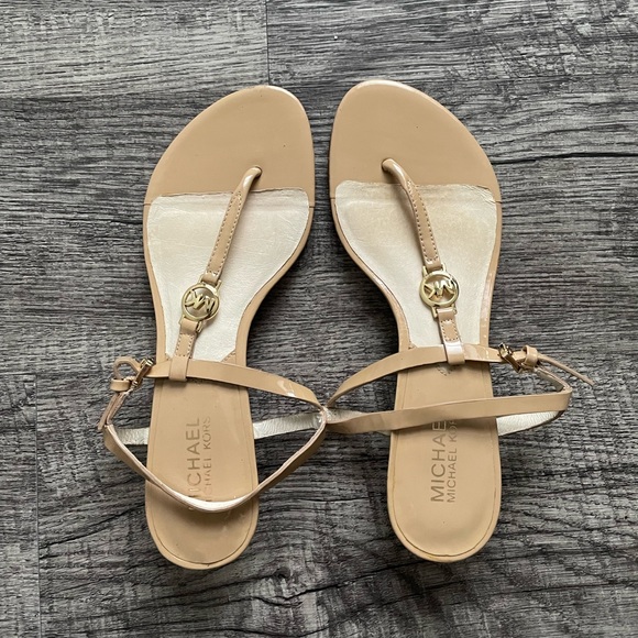 Michael Kors sandals - Picture 1 of 3